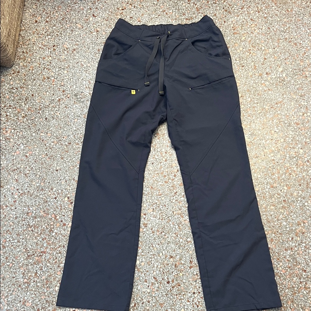 Women’s Grey Scrub Pants by Figs